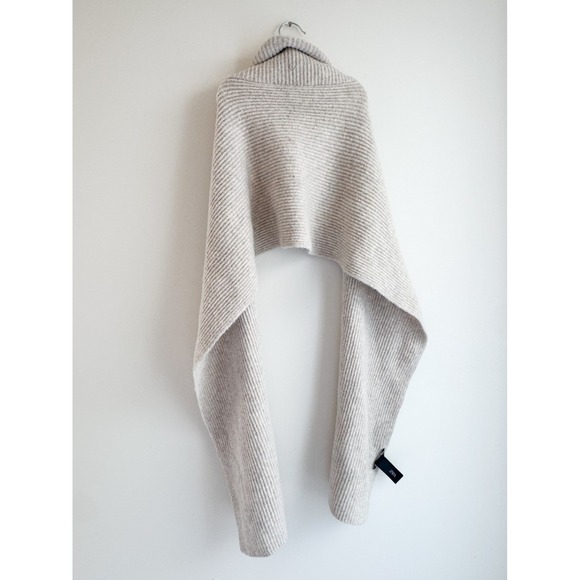 Zara Beige Knit Scarf with Zip Collar - Picture 2 of 9